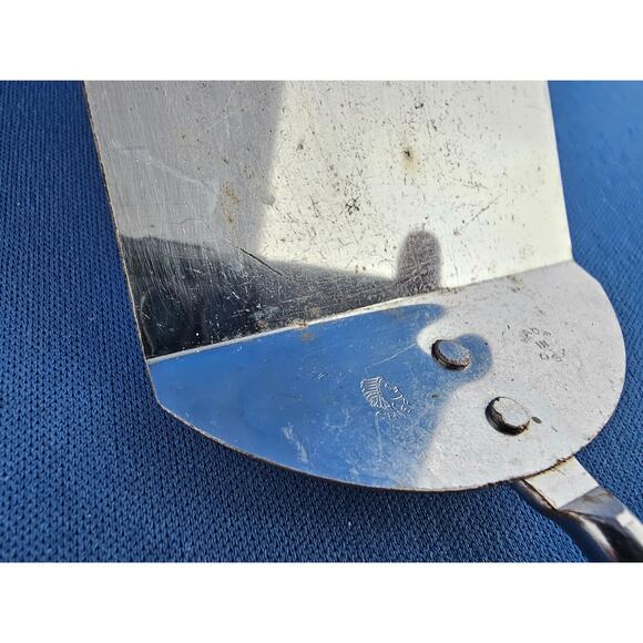 Vintage Chief Spatula/Flipper 11" (inches) w/White Plastic Handle - Picture 4 of 12